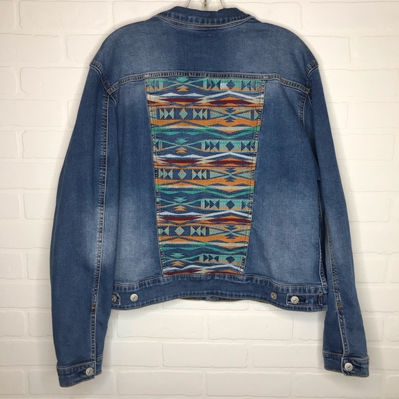 LuLaRoe Jackets & Blazers - LulaRoe Harvey Aztec Denim Jacket Sz 2XL
